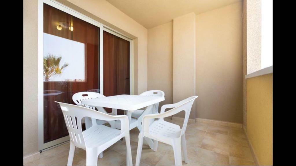 La Perla D14- El Medano, Tenerife Apartment ภายนอก รูปภาพ